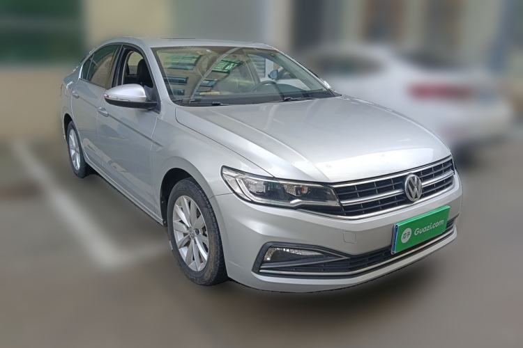 Used Volkswagen Bora 2020 1.5L Manual Comfort Version Front Right 45 Deg