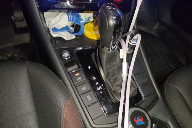 Used Volkswagen Bora 2020 1.5L Automatic Elite Version Gear Lever