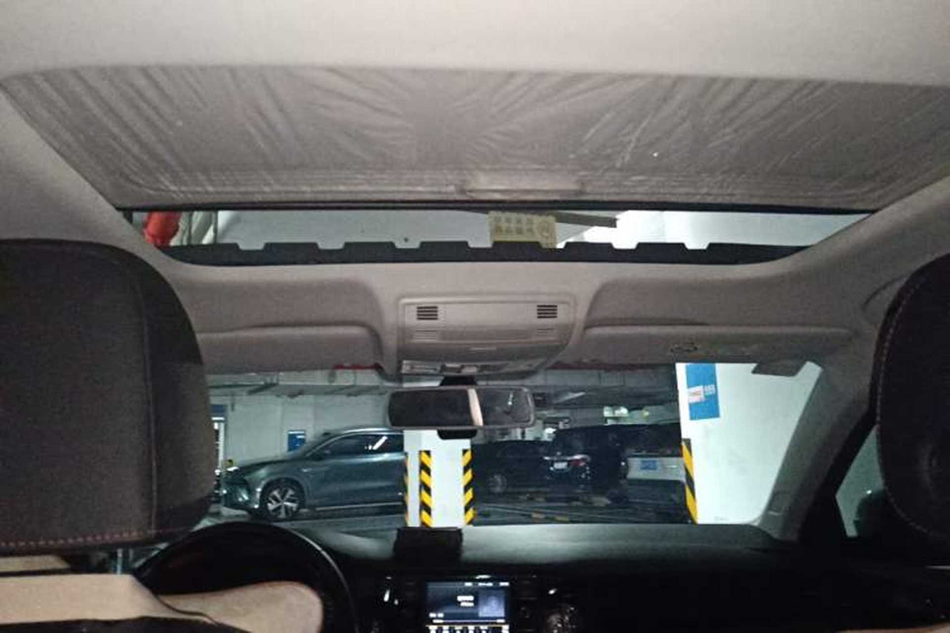 Used Volkswagen Bora 2020 1.5L Automatic Comfort Model Headliner