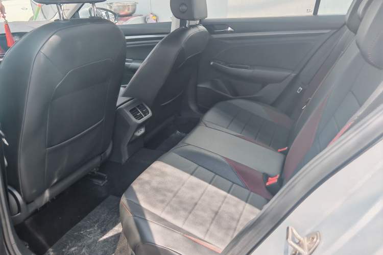 Used Volkswagen Bora 2020 1.5L Manual Comfort Version Interior 4