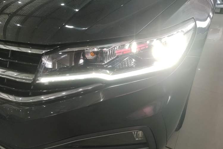 Used Volkswagen Bora 2020 1.5L Automatic Elite Version Left Front Headlight