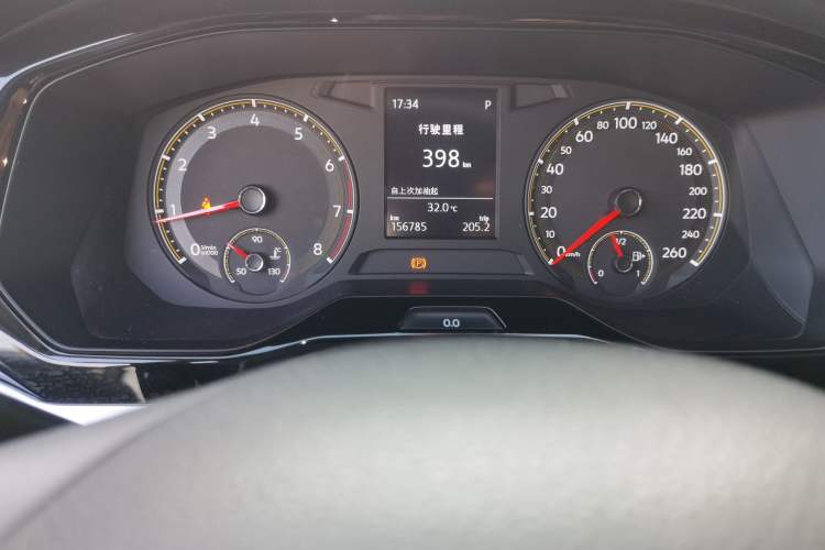 Used Volkswagen Bora 2020 1.5L Automatic Fashion Edition Odometer Close Up