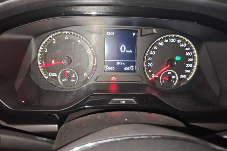Used Volkswagen Bora 2020 1.5L Automatic Elite Version Odometer Close Up
