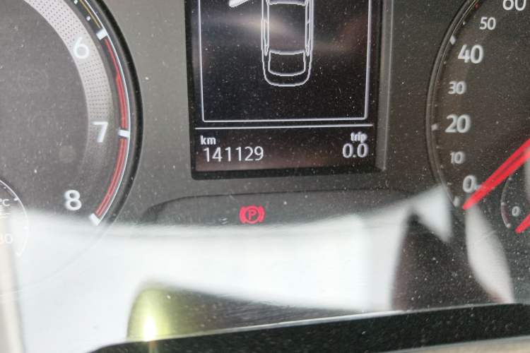 Used Volkswagen Bora 2020 1.5L Automatic Comfort Model Odometer Close Up