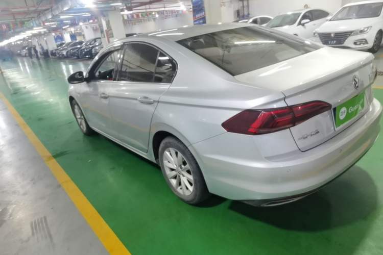 Used Volkswagen Bora 2020 1.5L Automatic Comfort Model Rear Left 45 Deg