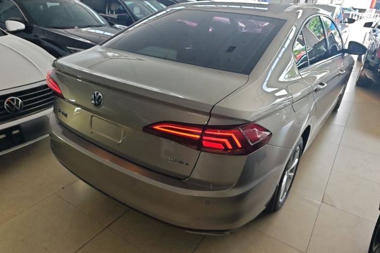 Used Volkswagen Bora 2020 1.5L Automatic Comfort Model Rear Right 45 Deg