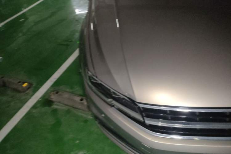 Used Volkswagen Bora 2020 1.5L Automatic Elite Version Right Front Headlight