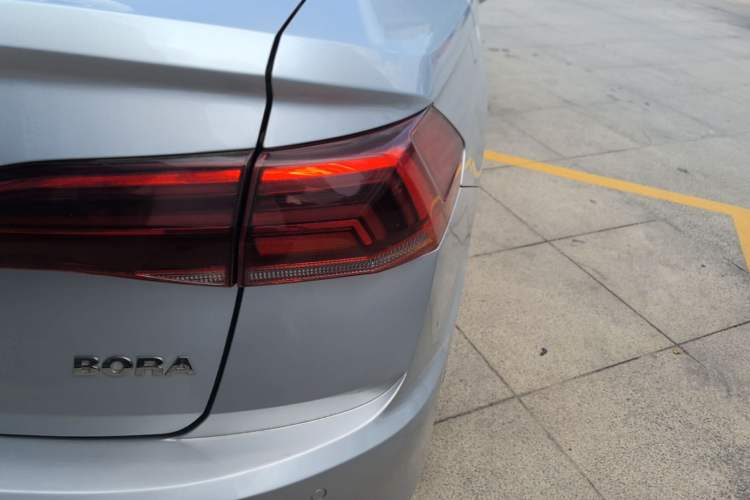 Used Volkswagen Bora 2020 1.5L Automatic Fashion Edition Right Rear Taillight