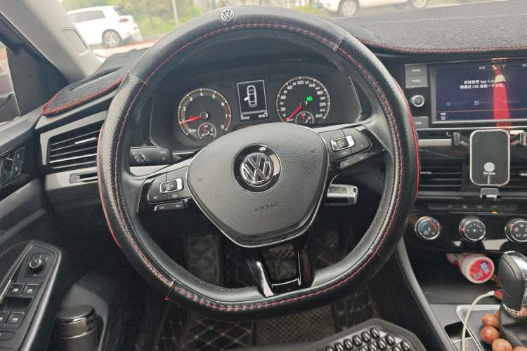 Used Volkswagen Bora 2020 1.5L Automatic Comfort Model Steering Wheel