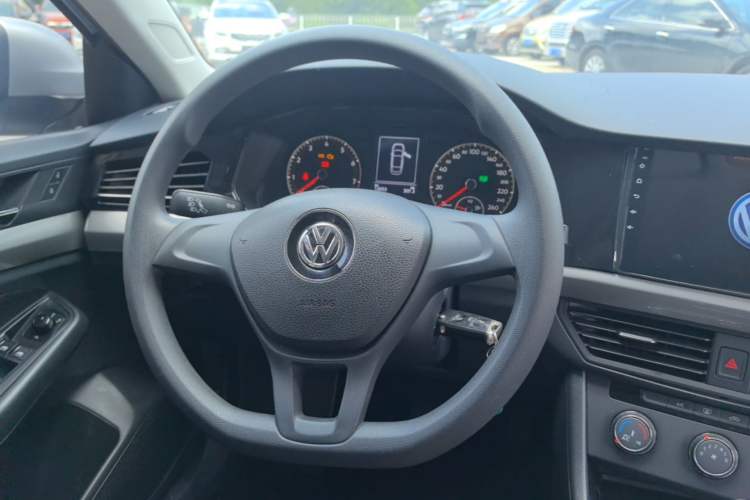 Used Volkswagen Bora 2020 1.5L Automatic Fashion Edition Steering Wheel