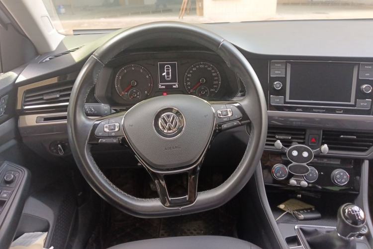 Used Volkswagen Bora 2020 1.5L Manual Comfort Version Steering Wheel