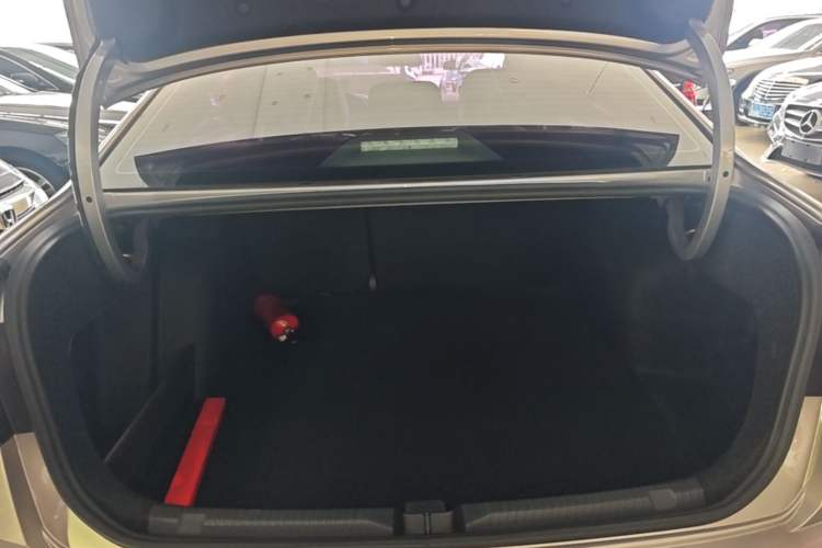 Used Volkswagen Bora 2020 1.5L Automatic Comfort Model Trunk