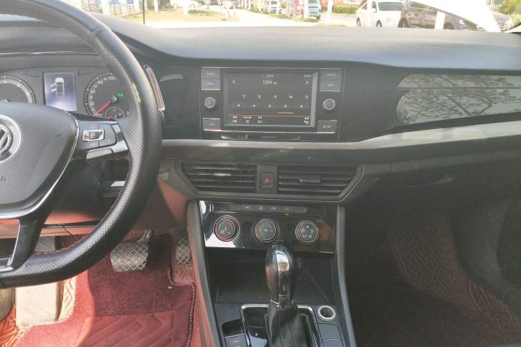 Used Volkswagen Bora 2020 1.5L Automatic Comfort Model Audio And AC Panel