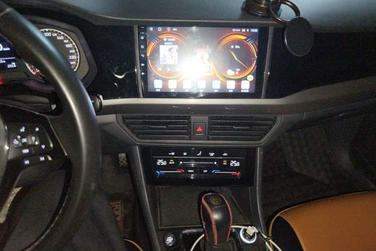 Used Volkswagen Bora 2020 280TSI DSG Elite Edition Audio And AC Panel