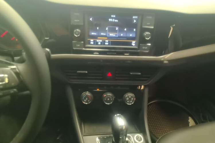 Used Volkswagen Bora 2020 1.5L Automatic Comfort Model Audio And AC Panel
