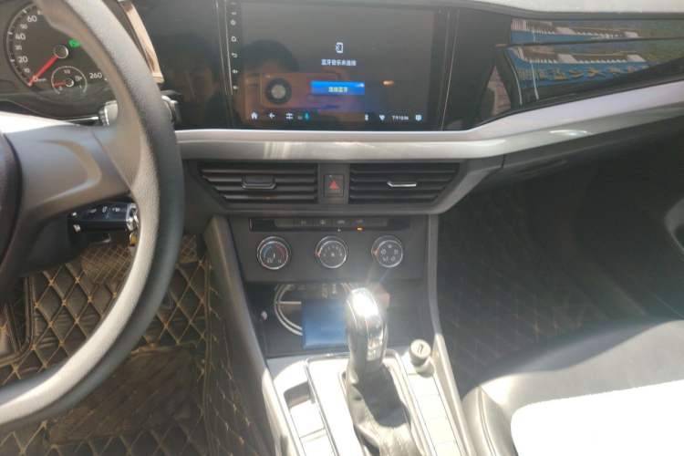 Used Volkswagen Bora 2020 1.5L Automatic Fashion Edition Audio And AC Panel