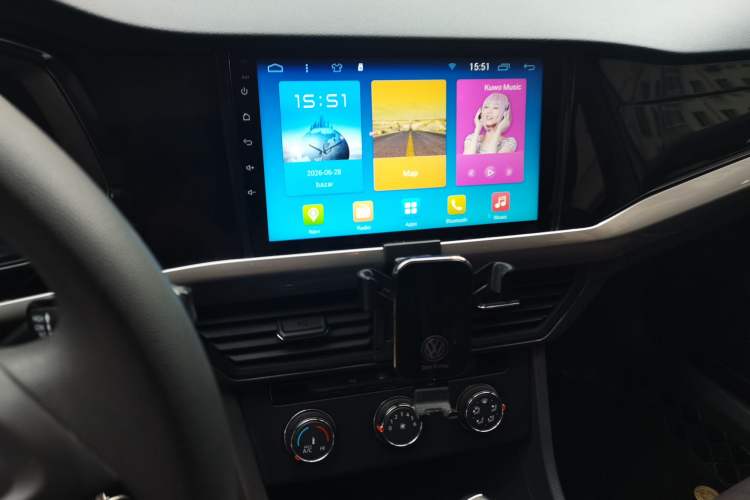 Used Volkswagen Bora 2020 1.5L Automatic Fashion Edition Audio And AC Panel