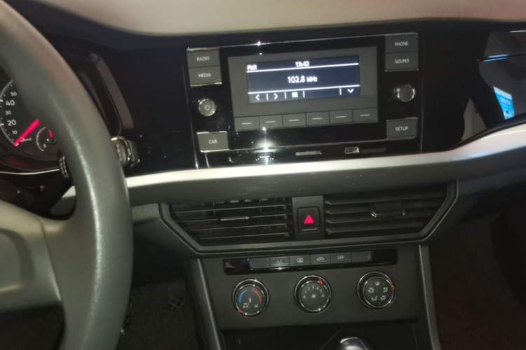 Used Volkswagen Bora 2020 1.5L Automatic Fashion Edition Audio And AC Panel