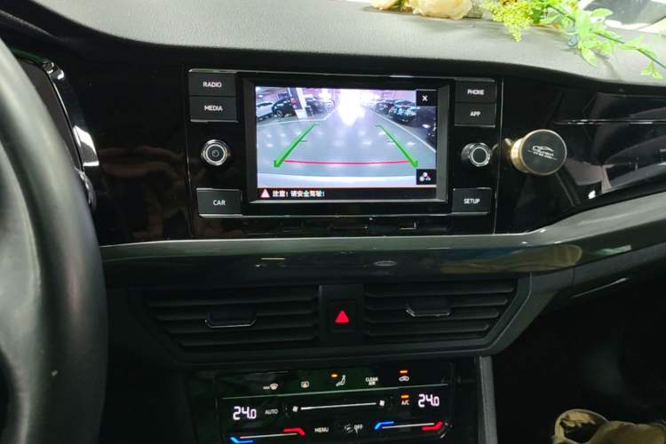 Used Volkswagen Bora 2020 1.5L Automatic Elite Version Audio And AC Panel