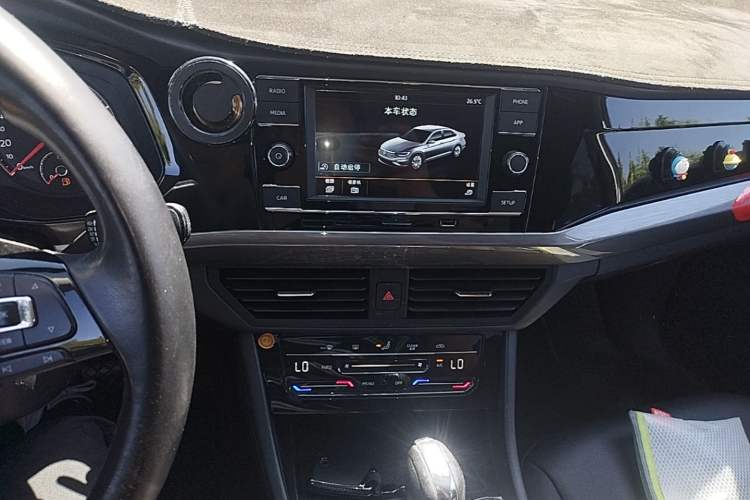 Used Volkswagen Bora 2020 1.5L Automatic Elite Version Audio And AC Panel