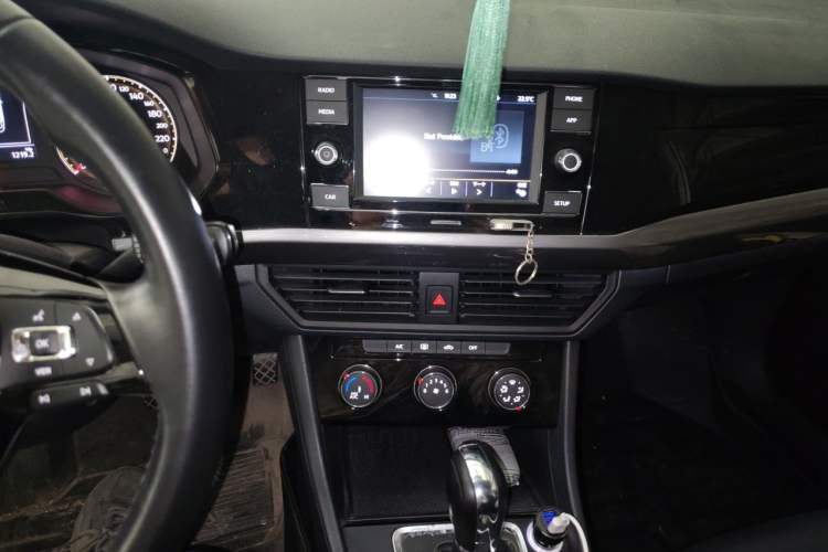 Used Volkswagen Bora 2020 1.5L Automatic Comfort Model Audio And AC Panel