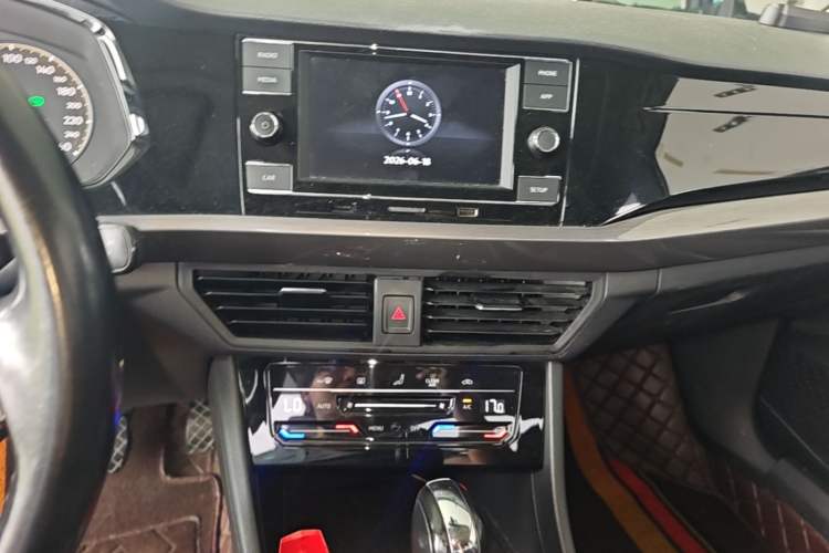 Used Volkswagen Bora 2020 1.5L Automatic Elite Version Audio And AC Panel
