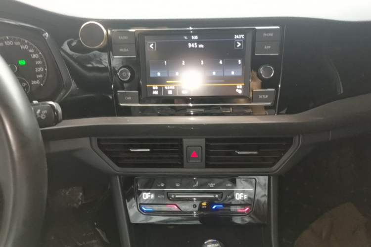 Used Volkswagen Bora 2020 280TSI DSG Elite Edition Audio And AC Panel