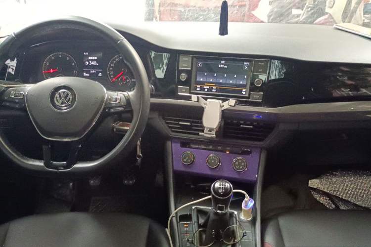 Used Volkswagen Bora 2020 1.5L Manual Comfort Version Audio And AC Panel