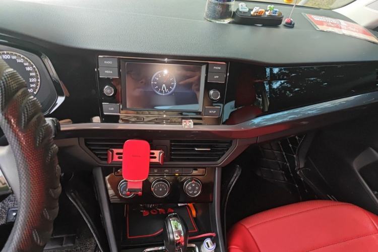Used Volkswagen Bora 2020 1.5L Automatic Comfort Model Audio And AC Panel
