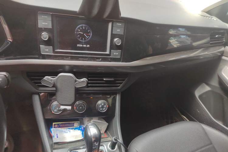 Used Volkswagen Bora 2020 1.5L Automatic Comfort Model Audio And AC Panel