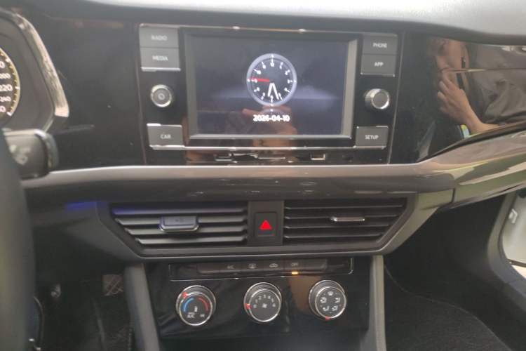 Used Volkswagen Bora 2020 1.5L Automatic Comfort Model Audio And AC Panel