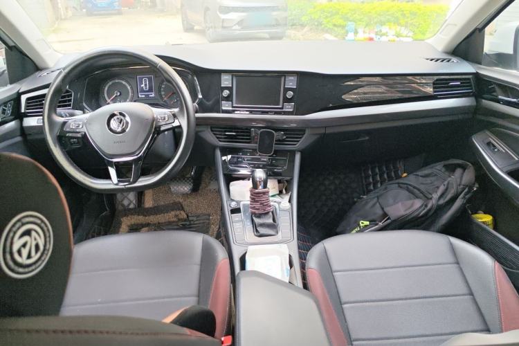 Used Volkswagen Bora 2020 1.5L Automatic Elite Version Center Console
