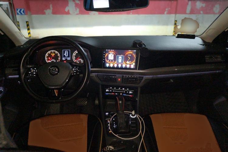 Used Volkswagen Bora 2020 280TSI DSG Elite Edition Center Console