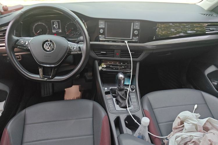 Used Volkswagen Bora 2020 280TSI DSG Elite Edition Center Console