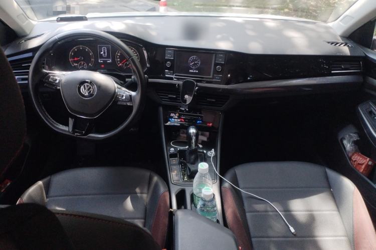 Used Volkswagen Bora 2020 280TSI DSG Elite Edition Center Console