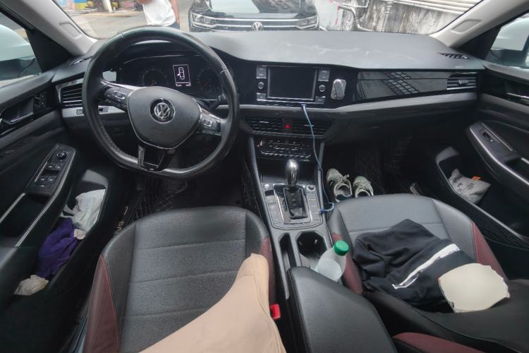Used Volkswagen Bora 2020 280TSI DSG Elite Edition Center Console