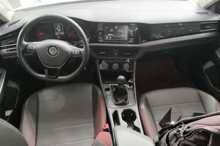 Used Volkswagen Bora 2020 1.5L Manual Comfort Version Center Console