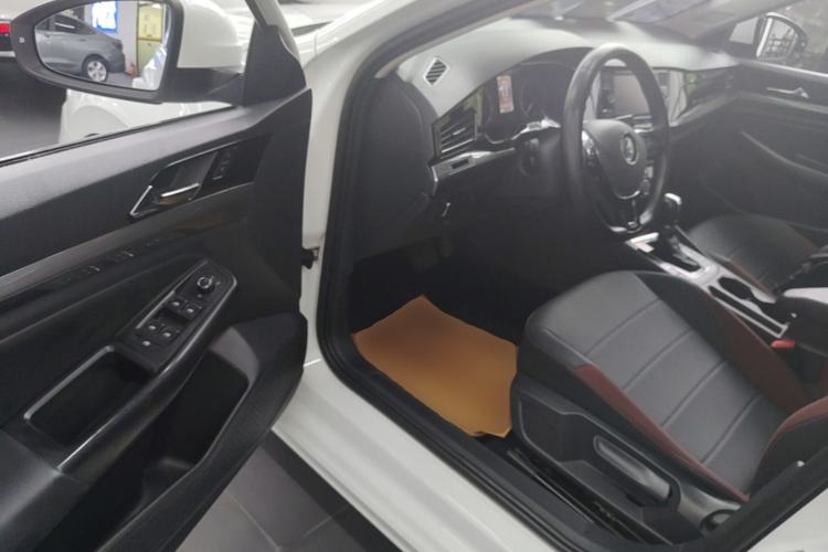 Used Volkswagen Bora 2020 1.5L Automatic Comfort Model Driver Seat
