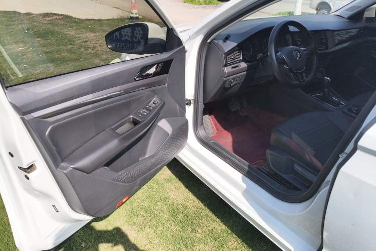 Used Volkswagen Bora 2020 1.5L Automatic Comfort Model Driver Seat