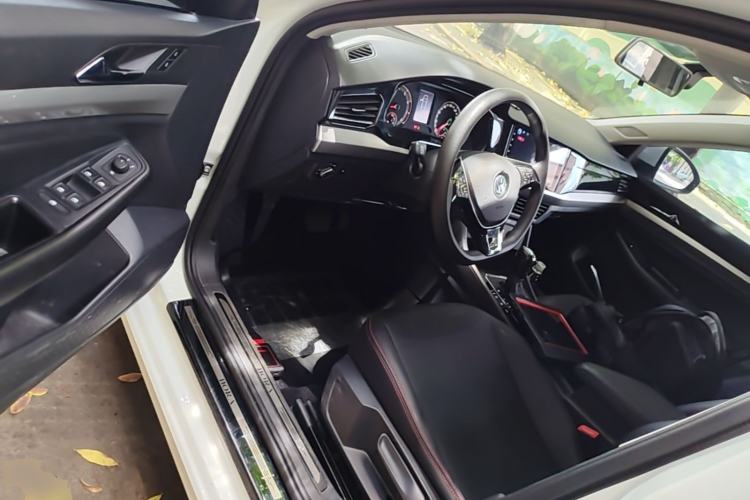 Used Volkswagen Bora 2020 1.5L Automatic Fashion Edition Driver Seat