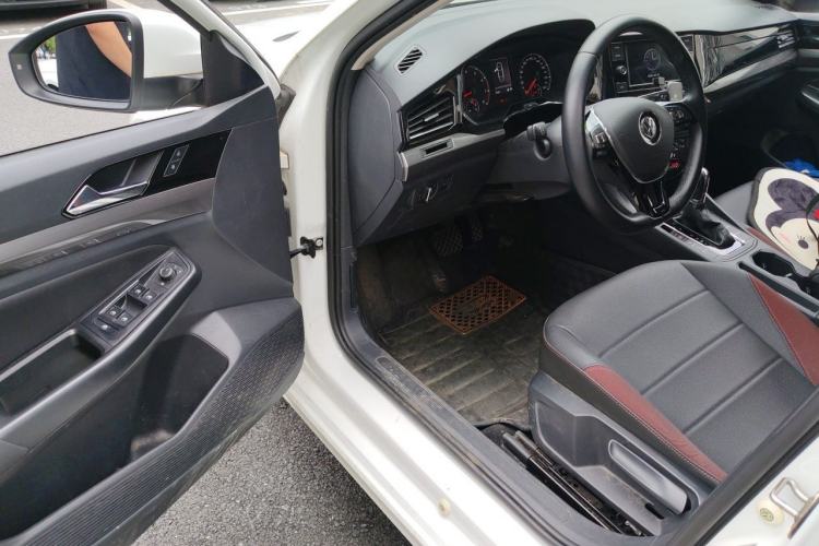 Used Volkswagen Bora 2020 1.5L Automatic Elite Version Driver Seat