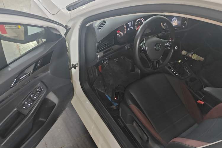 Used Volkswagen Bora 2020 1.5L Manual Comfort Version Driver Seat
