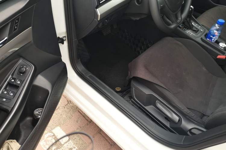 Used Volkswagen Bora 2020 1.5L Automatic Fashion Edition Driver Seat