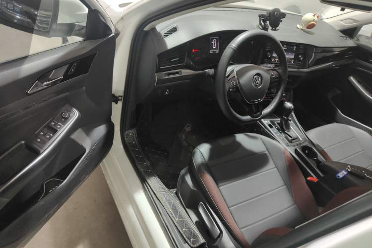 Used Volkswagen Bora 2020 1.5L Automatic Elite Version Driver Seat