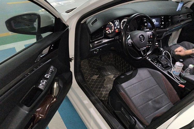 Used Volkswagen Bora 2020 1.5L Automatic Elite Version Driver Seat