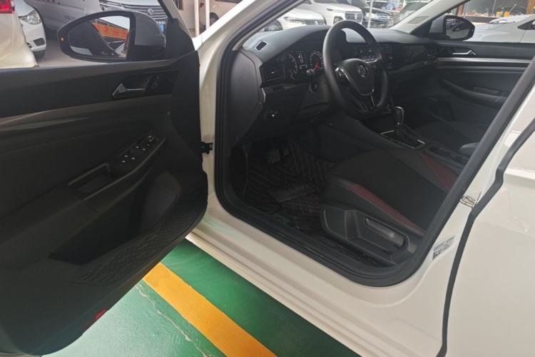 Used Volkswagen Bora 2020 1.5L Automatic Comfort Model Driver Seat