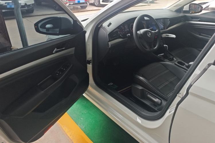 Used Volkswagen Bora 2020 1.5L Automatic Fashion Edition Driver Seat