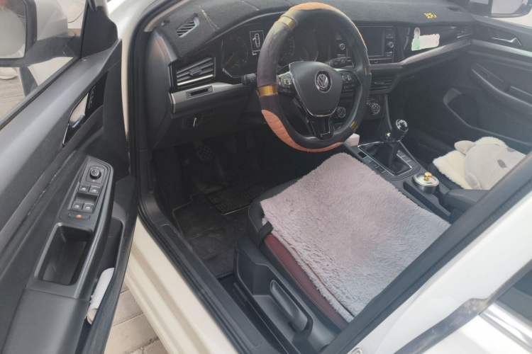 Used Volkswagen Bora 2020 1.5L Manual Comfort Version Driver Seat