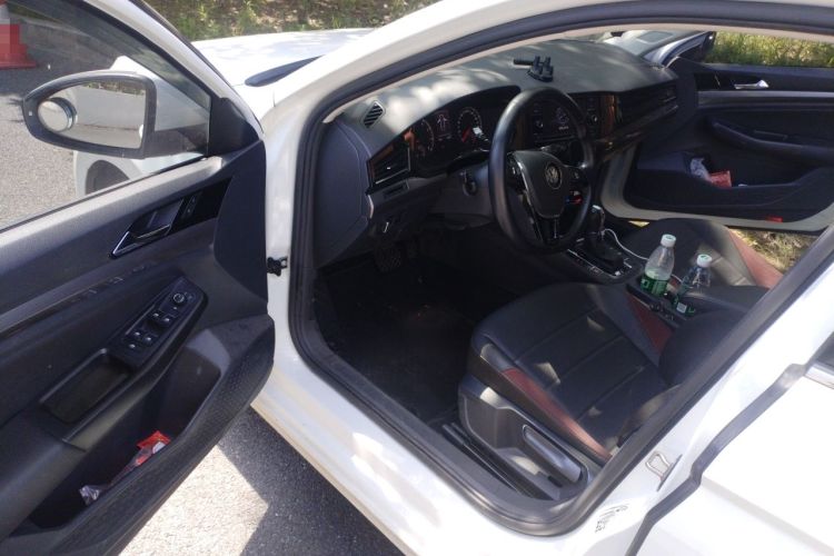 Used Volkswagen Bora 2020 280TSI DSG Elite Edition Driver Seat