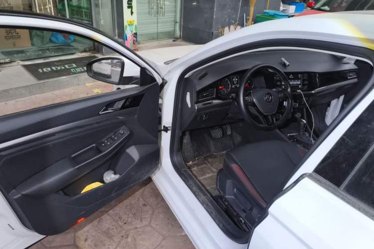 Used Volkswagen Bora 2020 1.5L Automatic Comfort Model Driver Seat